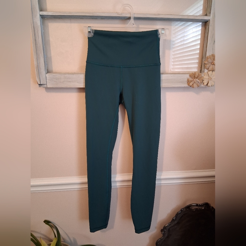 Lulu Leggings SZ 2